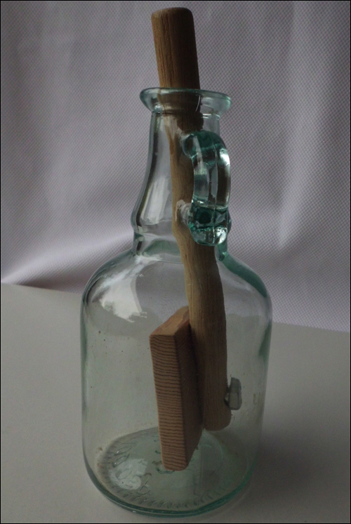 block in a bottle image